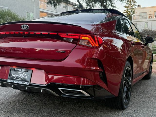 2021 Kia K5 Image 32