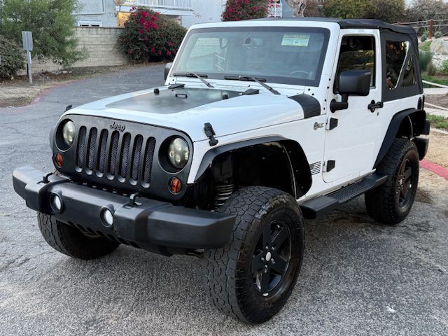 2013 Jeep Wrangler Image 1