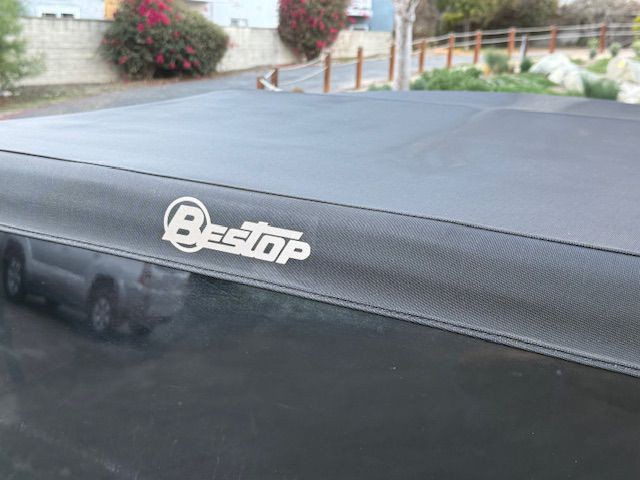 2013 Jeep Wrangler Image 20