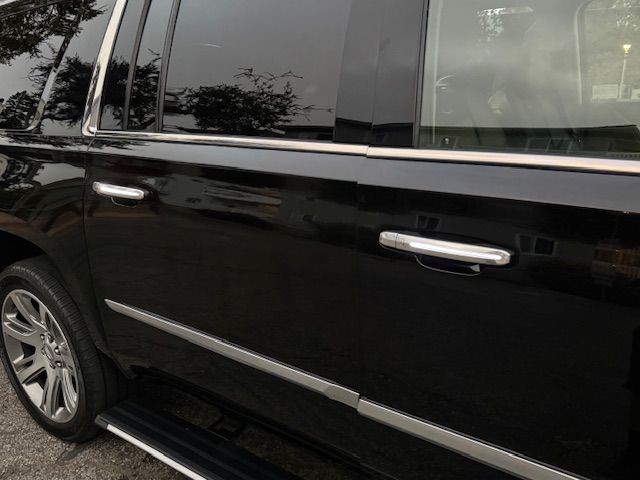 2016 Cadillac Escalade Image 34
