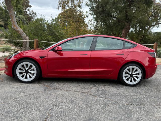 2022 Tesla Model 3 Image 4
