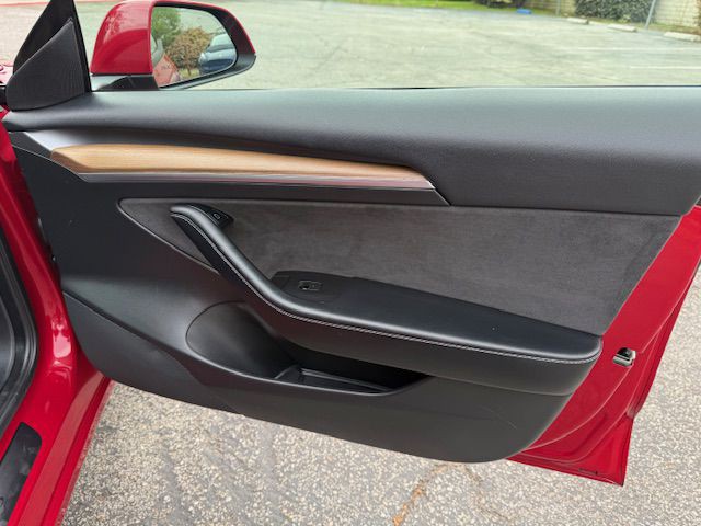 2022 Tesla Model 3 Image 17