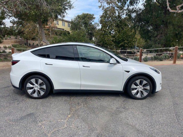 2022 Tesla Model 3 Image 35