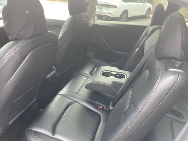 2022 Tesla Model 3 Image 40