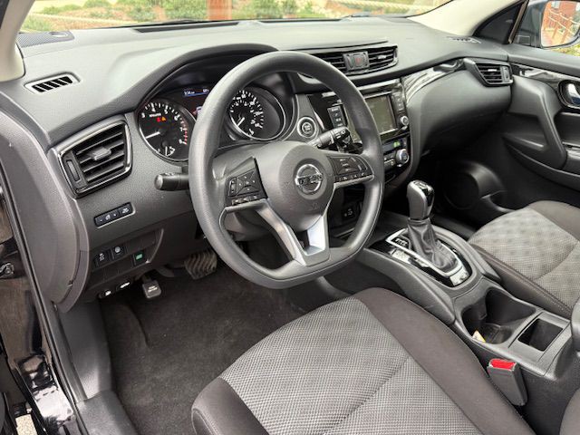 2019 Nissan Rogue Image 26