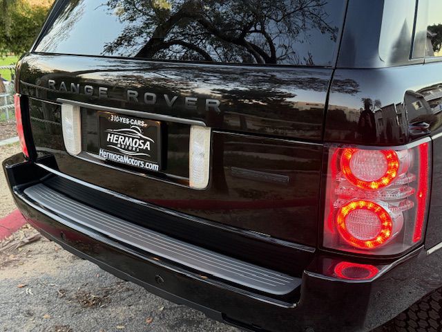2010 Land Rover Range Rover Image 18