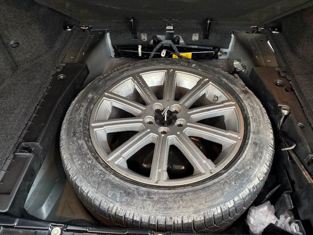 2010 Land Rover Range Rover Image 21