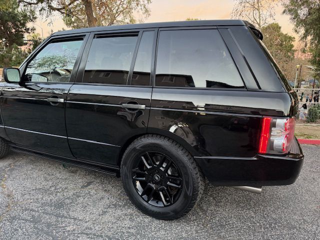 2010 Land Rover Range Rover Image 39