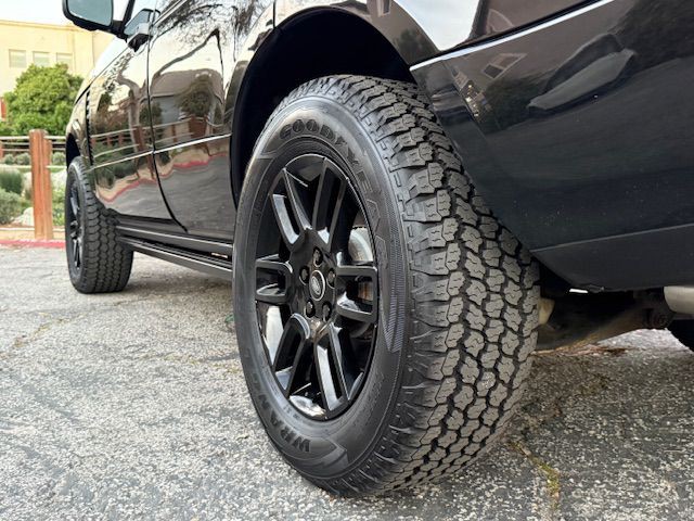 2010 Land Rover Range Rover Image 47