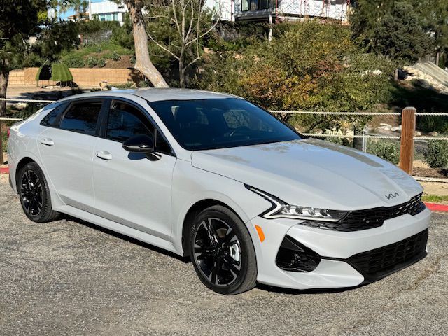 2022 Kia K5 Image 1