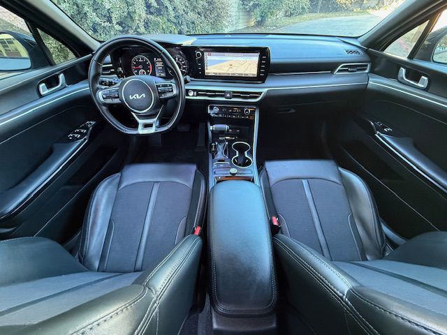 2022 Kia K5 Image 3