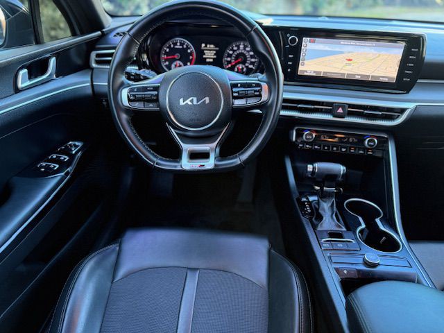 2022 Kia K5 Image 39