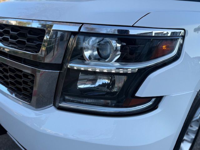 2018 Chevrolet Suburban Image 4