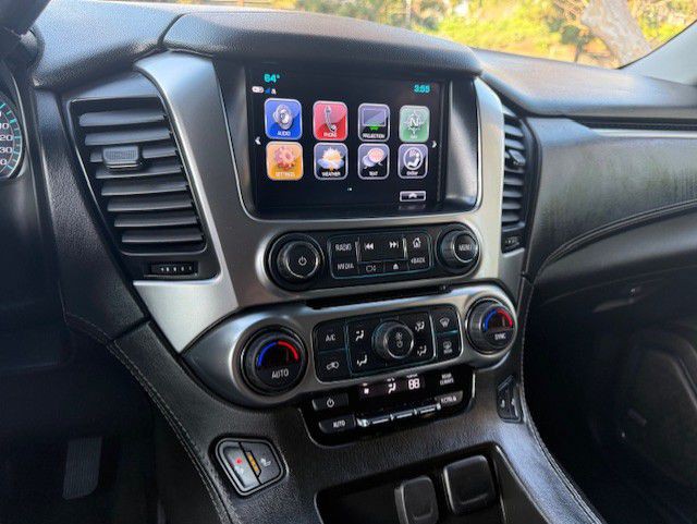 2018 Chevrolet Suburban Image 12