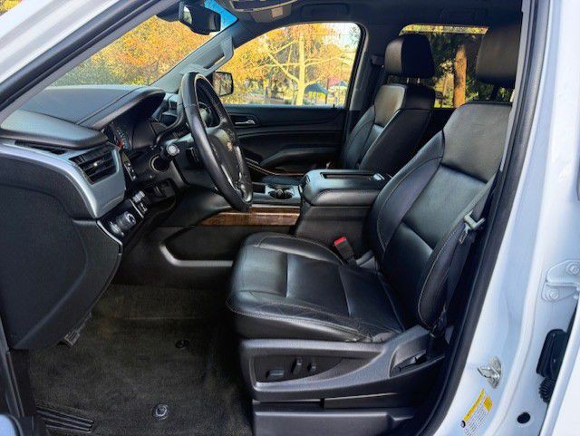 2018 Chevrolet Suburban Image 22