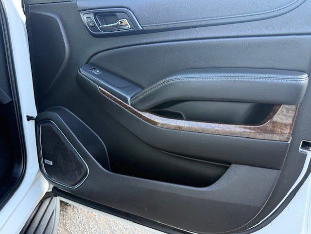 2018 Chevrolet Suburban Image 27