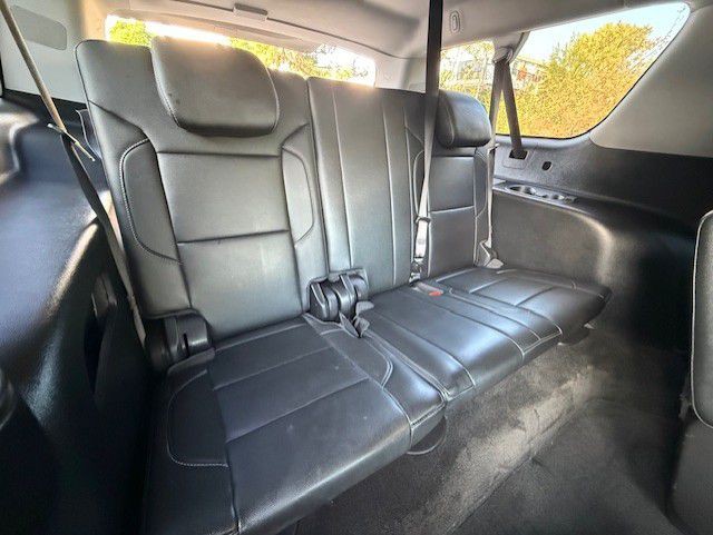 2018 Chevrolet Suburban Image 31