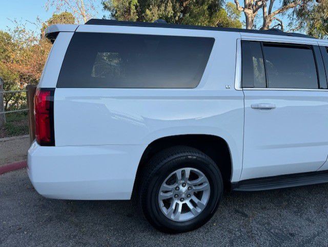 2018 Chevrolet Suburban Image 33