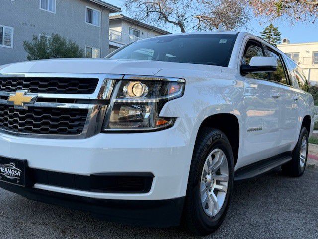 2018 Chevrolet Suburban Image 39