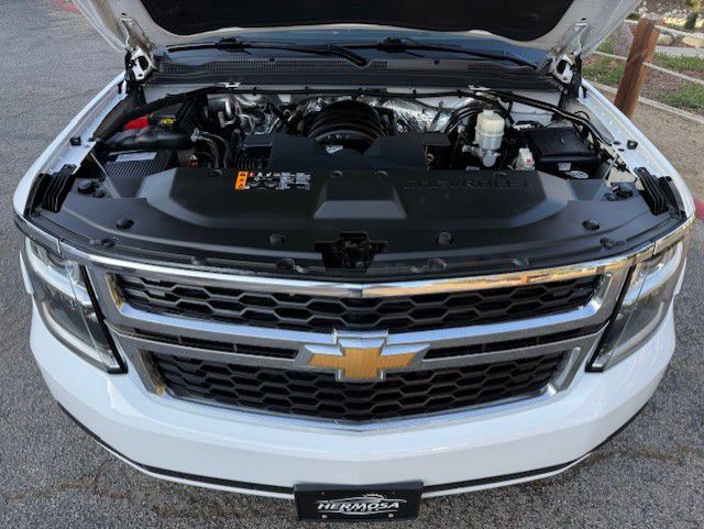 2018 Chevrolet Suburban Image 43