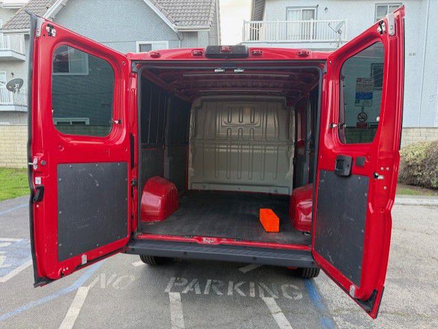 2018 RAM Promaster Image 3