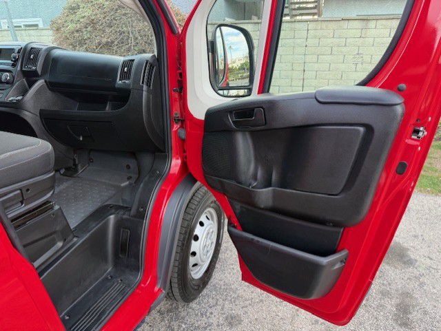 2018 RAM Promaster Image 15