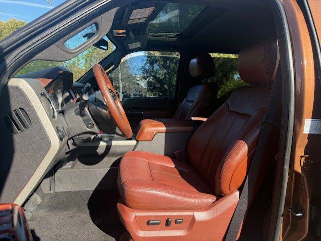 2012 Ford F-350 Image 25