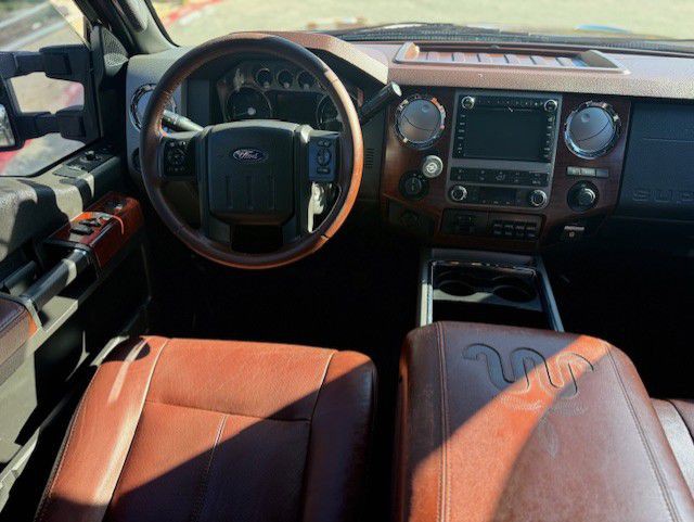 2012 Ford F-350 Image 31