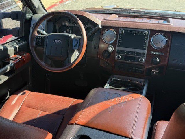 2012 Ford F-350 Image 32