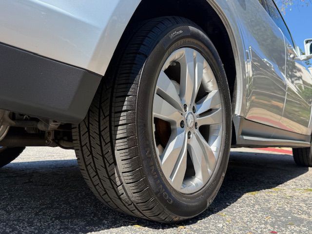 2011 Mercedes-Benz GL-Class Image 16