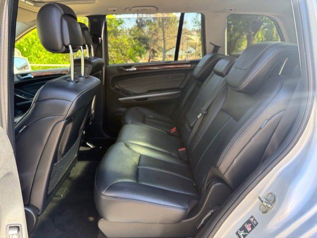 2011 Mercedes-Benz GL-Class Image 21