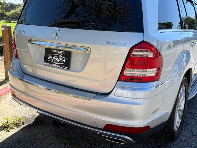 2011 Mercedes-Benz GL-Class Image 34