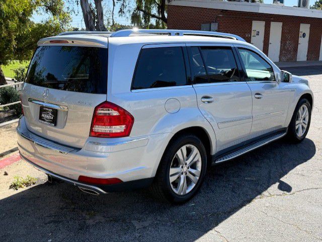 2011 Mercedes-Benz GL-Class Image 35