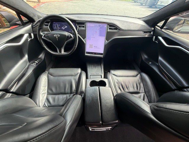 2017 Tesla Model S Image 4