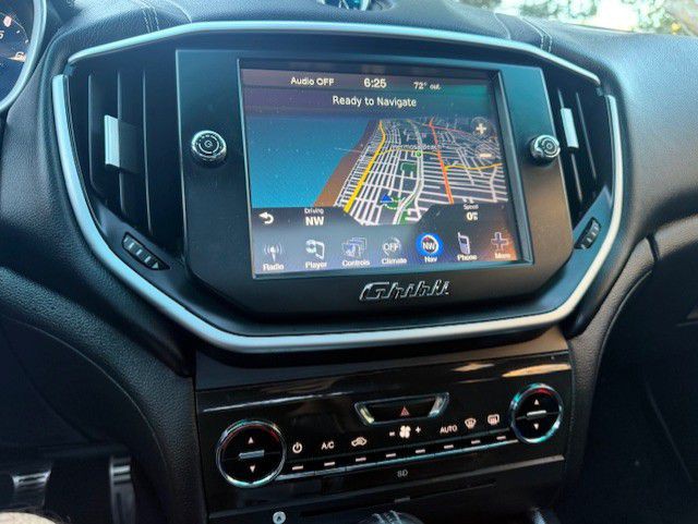 2015 Maserati Ghibli Image 12