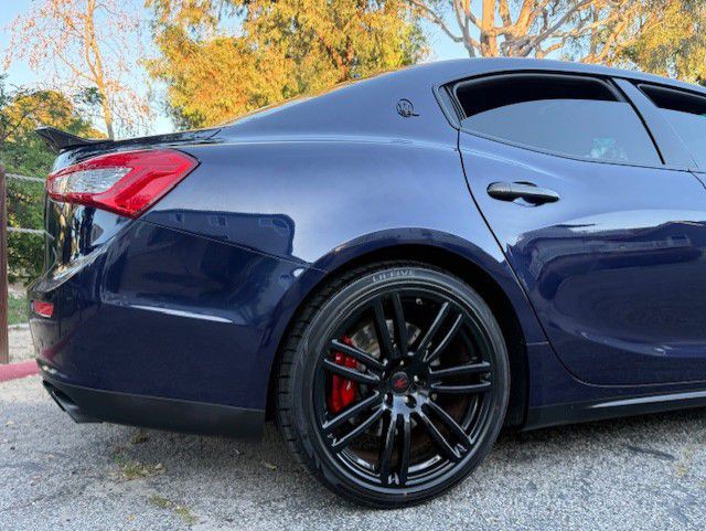 2015 Maserati Ghibli Image 23