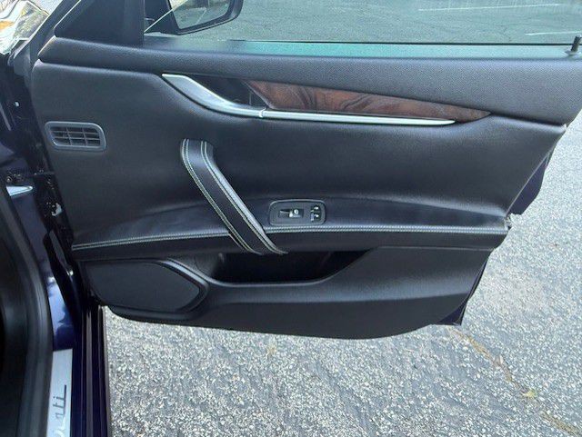 2015 Maserati Ghibli Image 41