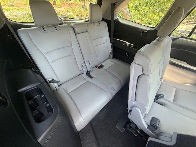 2021 Honda Pilot Image 35