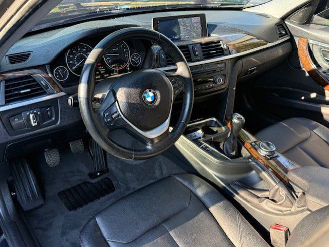 2014 BMW 3 Series Image 26