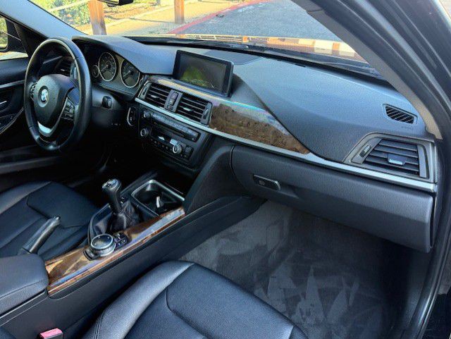 2014 BMW 3 Series Image 44