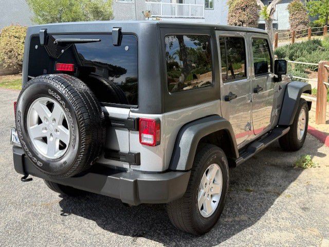 2016 Jeep Wrangler Unlimited Image 6