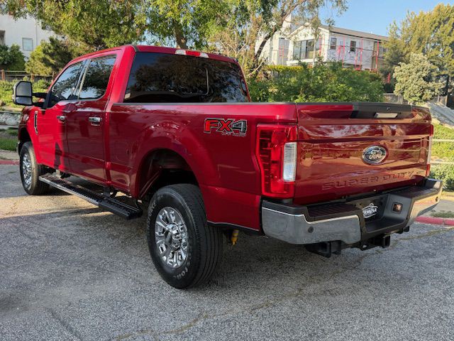 2017 Ford F-250 Image 13