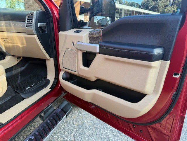 2017 Ford F-250 Image 35