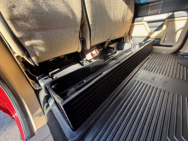 2017 Ford F-250 Image 40