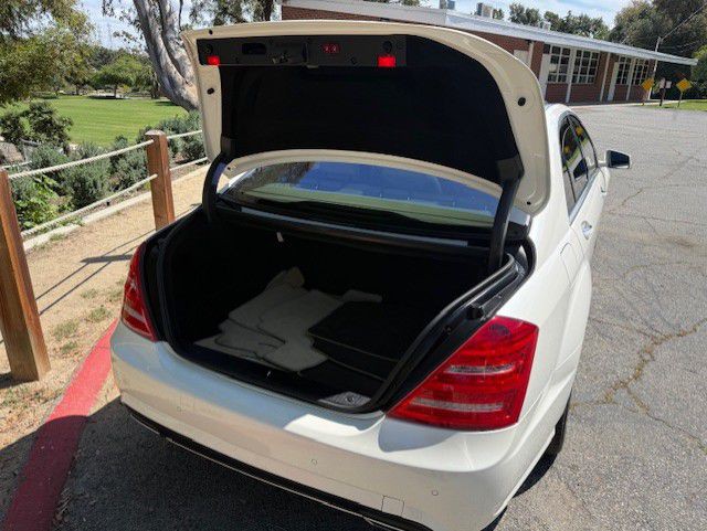 2010 Mercedes-Benz S-Class Image 48