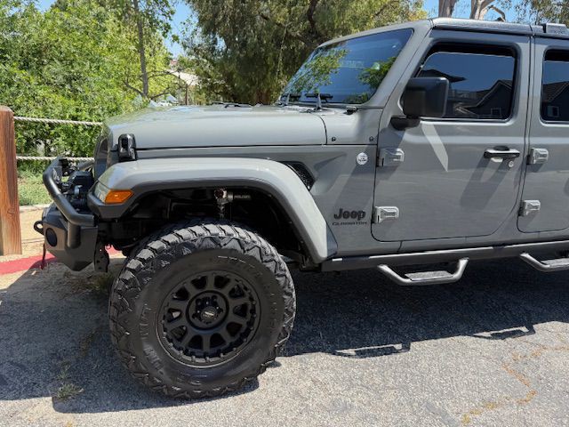 2021 Jeep Gladiator Image 17