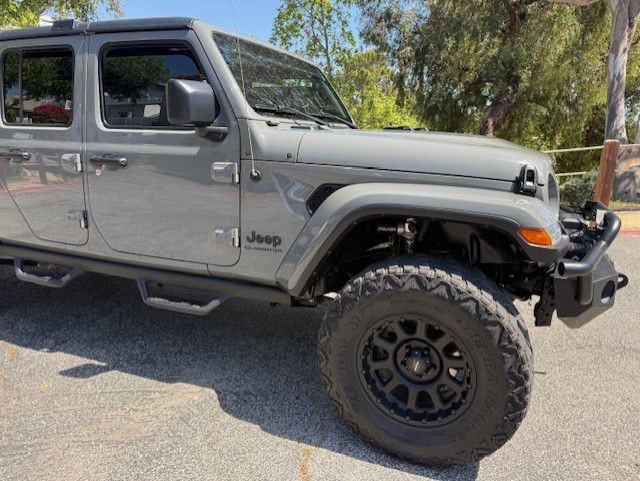 2021 Jeep Gladiator Image 58