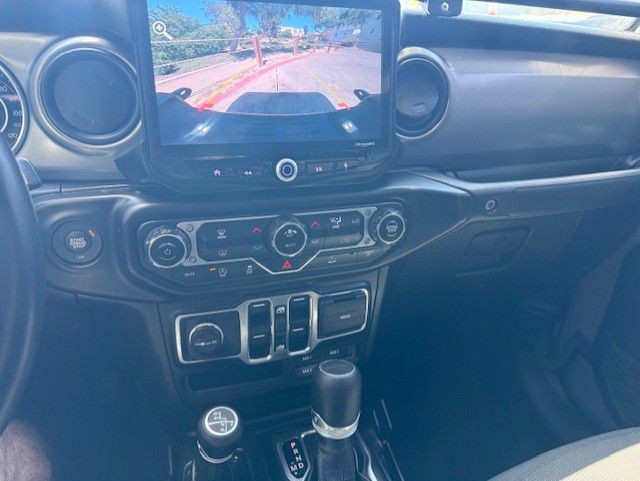 2021 Jeep Gladiator Image 72