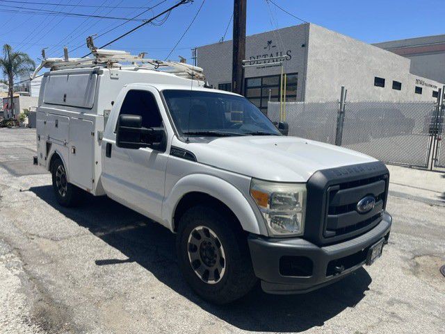2013 Ford F-350 Image 1