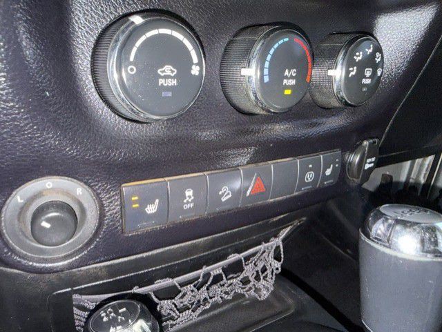 2016 Jeep Wrangler Unlimited Image 24